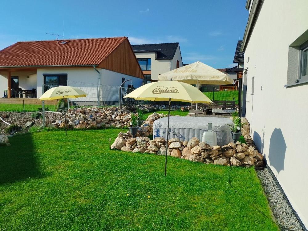 Apartman Dasa Frymburk Exterior foto
